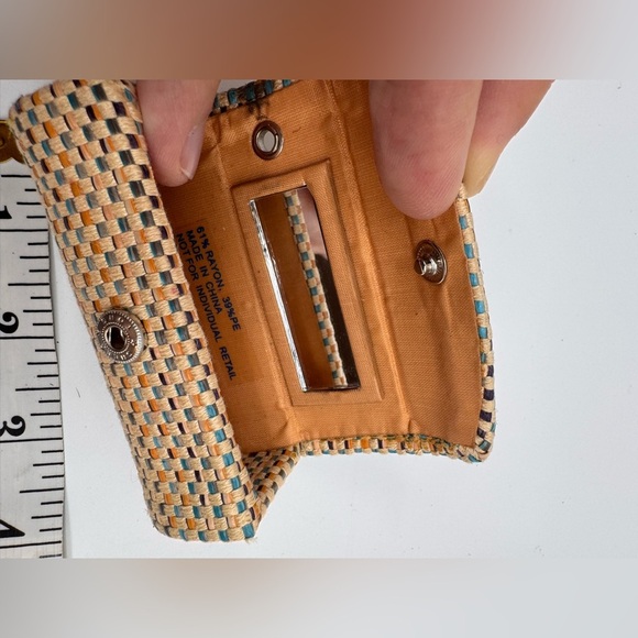 VTG Lipstick Case with mirror - Picture 2 of 2